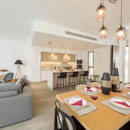 Azure Amber * Protaras