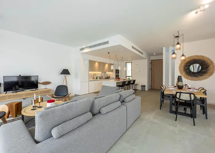 Azure Amber Βίλα *